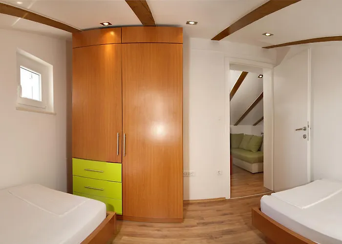 Apartman Gavran *